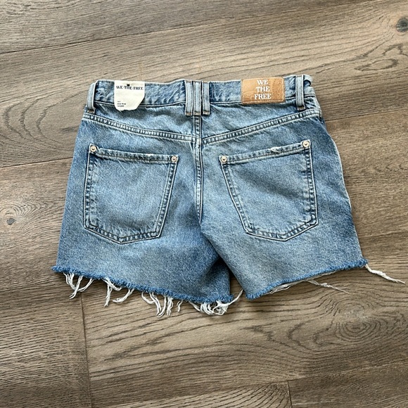 We the Freee - Picture 2 of 4